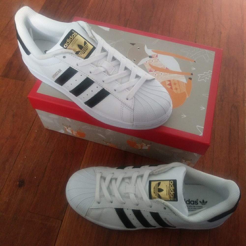 New Adidas Superstar 6.5 Black and White